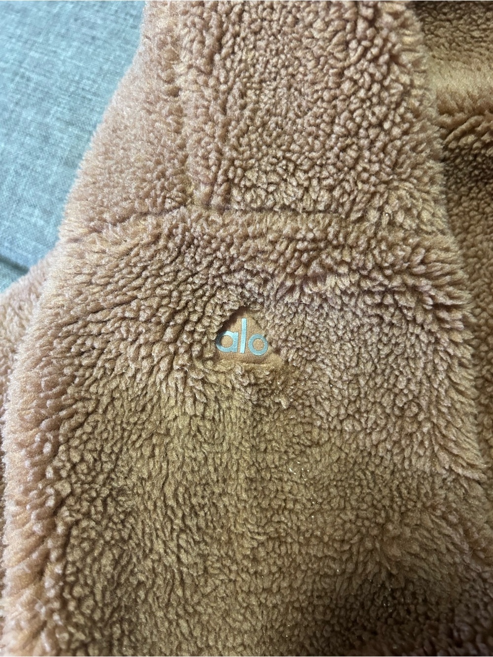 Alo Yoga Teddy Fleece Coat - Picture 6 of 7